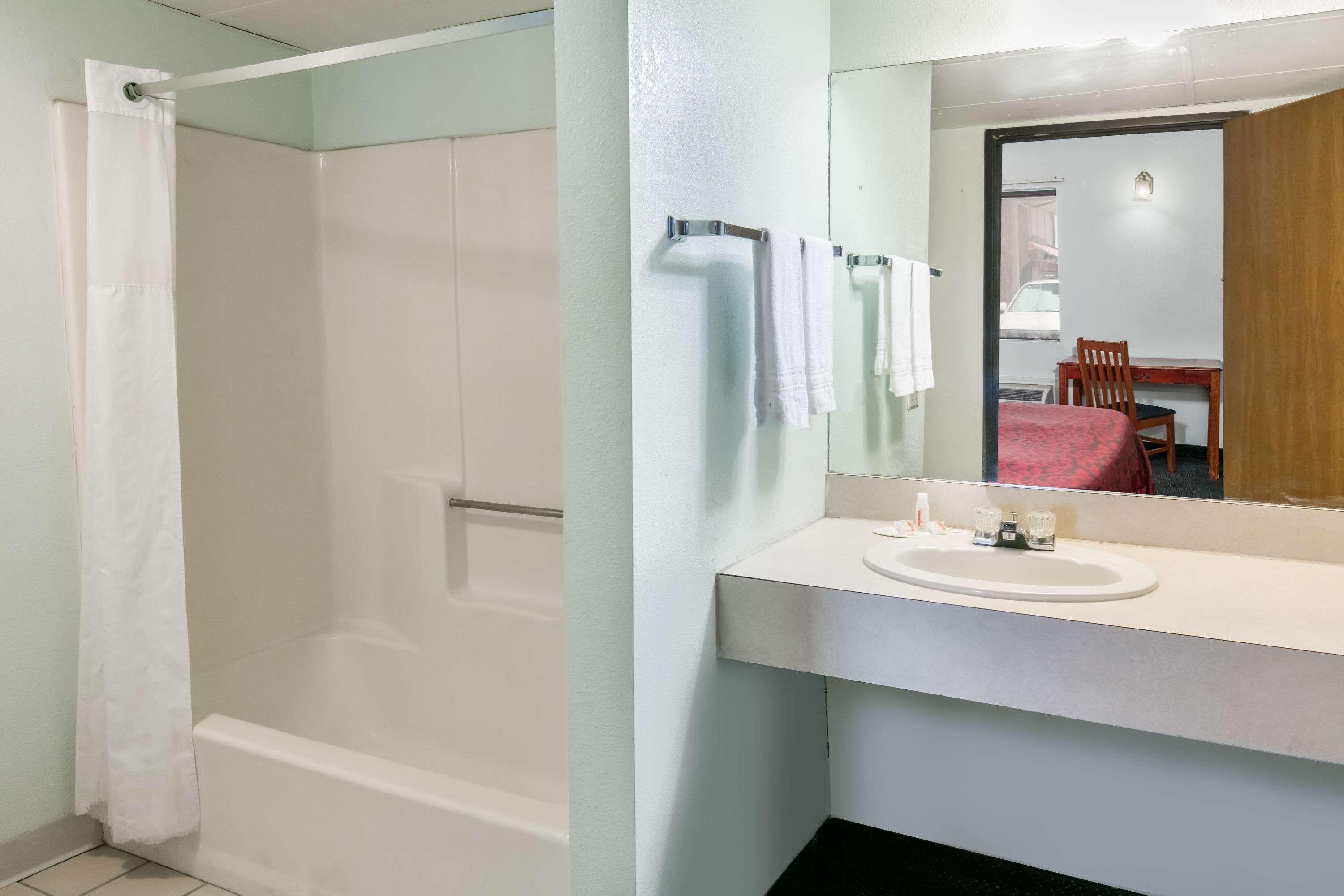 Oyo Hotel Muskogee Near Creek Nation Casino - Hwy 64 מראה חיצוני תמונה